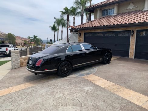 Used 2012 Bentley Mulsanne RWD image 6