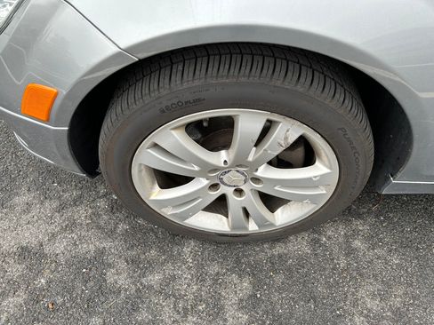 Used 2008 Mercedes-Benz C 300 4MATIC Sedan image 12