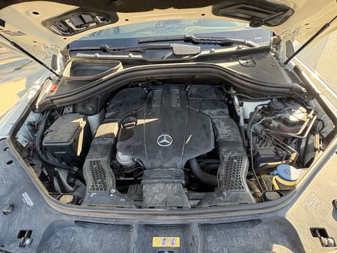 Used 2015 Mercedes-Benz GL 450 4MATIC image 6