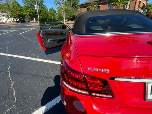 Used 2016 Mercedes-Benz E 550 Cabriolet image 8