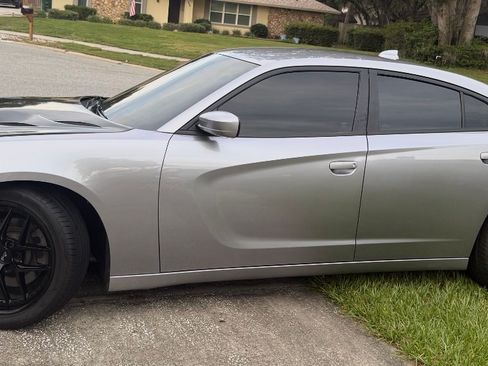 Used 2016 Dodge Charger R/T RWD image 14