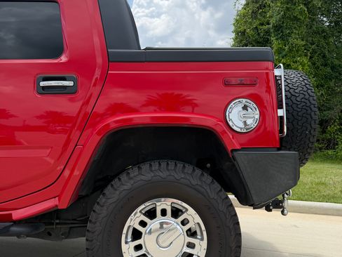 Used 2007 HUMMER H2 SUT w/ Special Edition AWD/4WD image 16