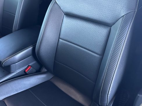 Used 2022 Volkswagen Atlas Cross Sport SE image 8