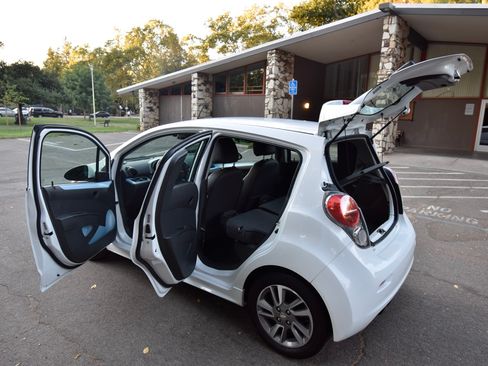 Used 2015 Chevrolet Spark LT FWD image 14
