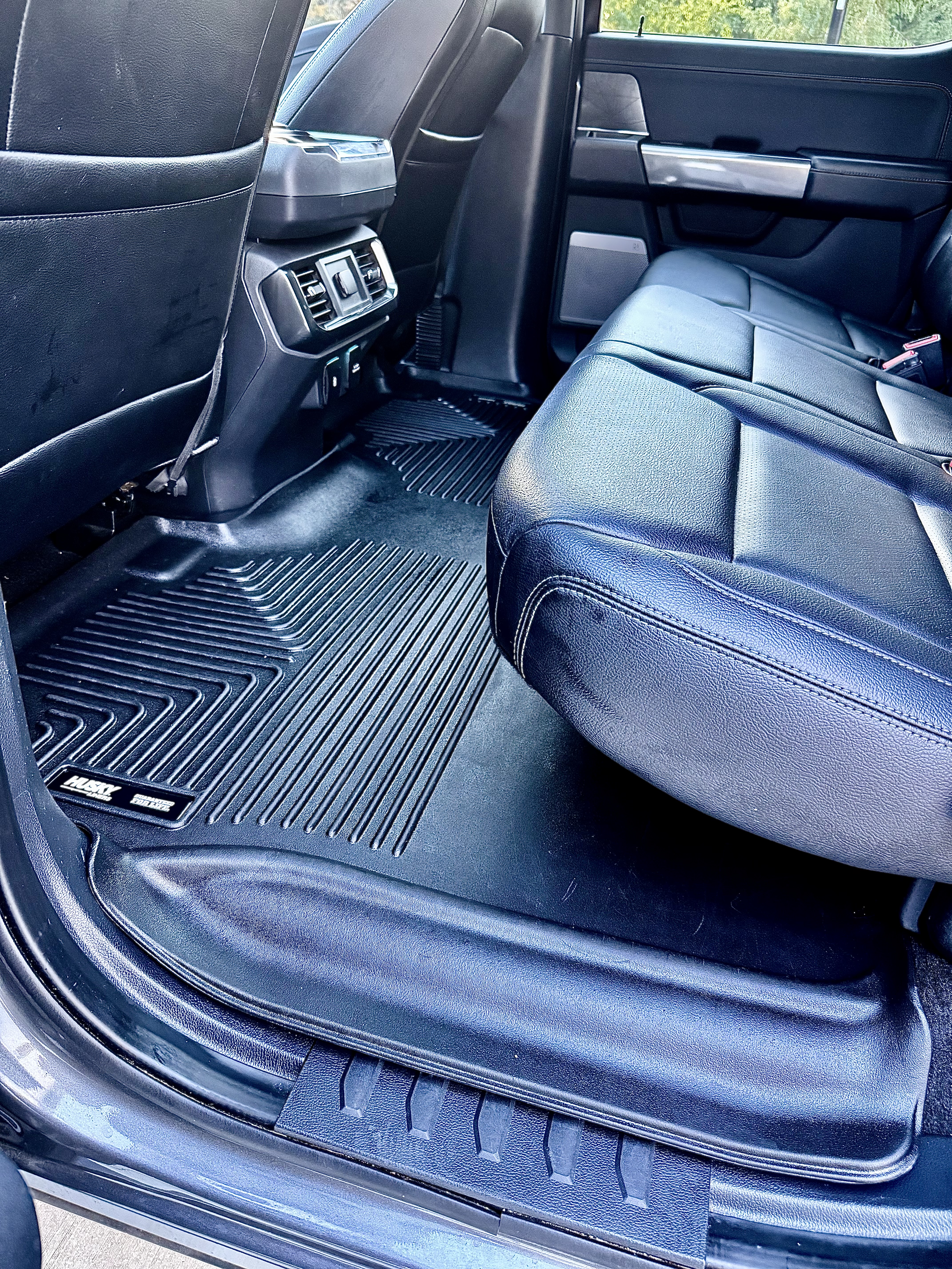 Used 2021 Ford F150 XLT w/ Equipment Group 302A High AWD/4WD image 19
