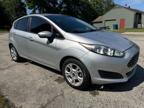 Used 2016 Ford Fiesta SE FWD image 10