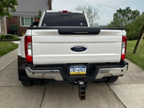 Used 2017 Ford F350 Lariat w/ Lariat Ultimate Package AWD/4WD image 27