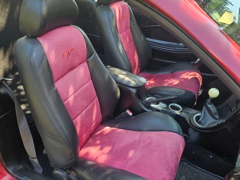 Used 2004 Ford Mustang GT RWD image 6