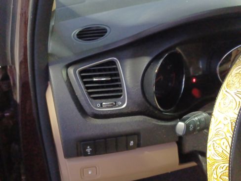 Used 2016 Kia Sedona LX w/ Option Group 020 image 31