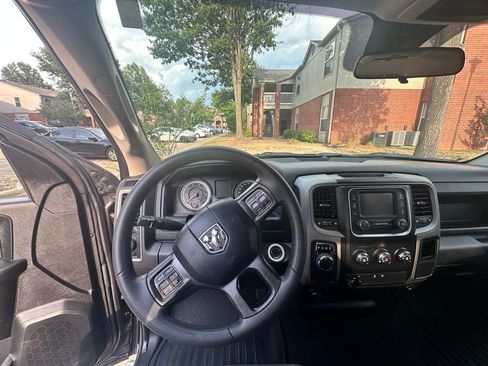Used 2021 RAM 1500 Tradesman w/ Tradesman SXT Package RWD image 6