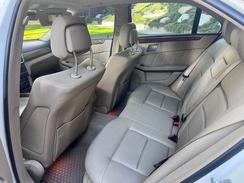 Used 2010 Mercedes-Benz E 350 Sedan image 11