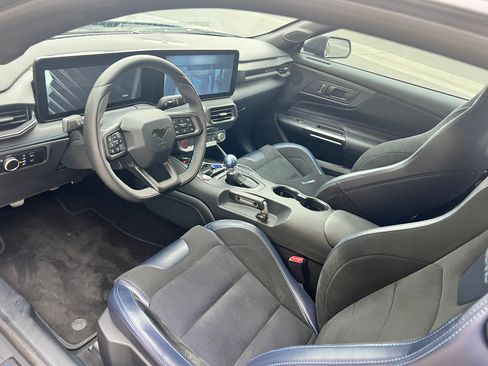 Used 2024 Ford Mustang Dark Horse image 10