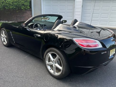 Used 2007 Saturn Sky Red Line RWD image 24