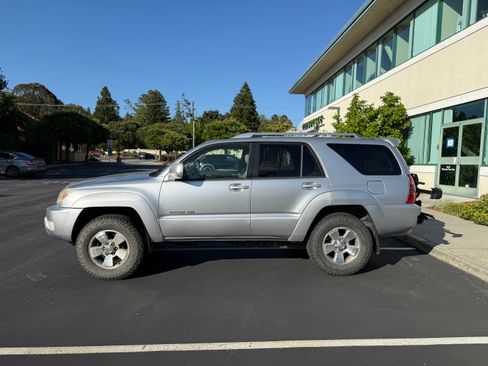 Used 2003 Toyota 4Runner Limited image 2