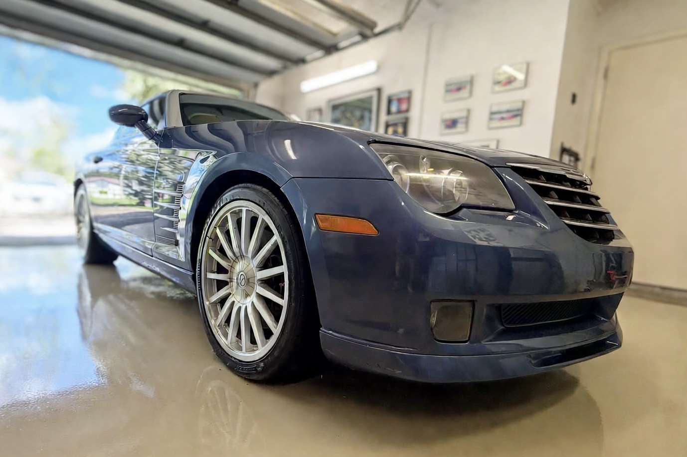 Used 2005 Chrysler Crossfire SRT-6 RWD image 21