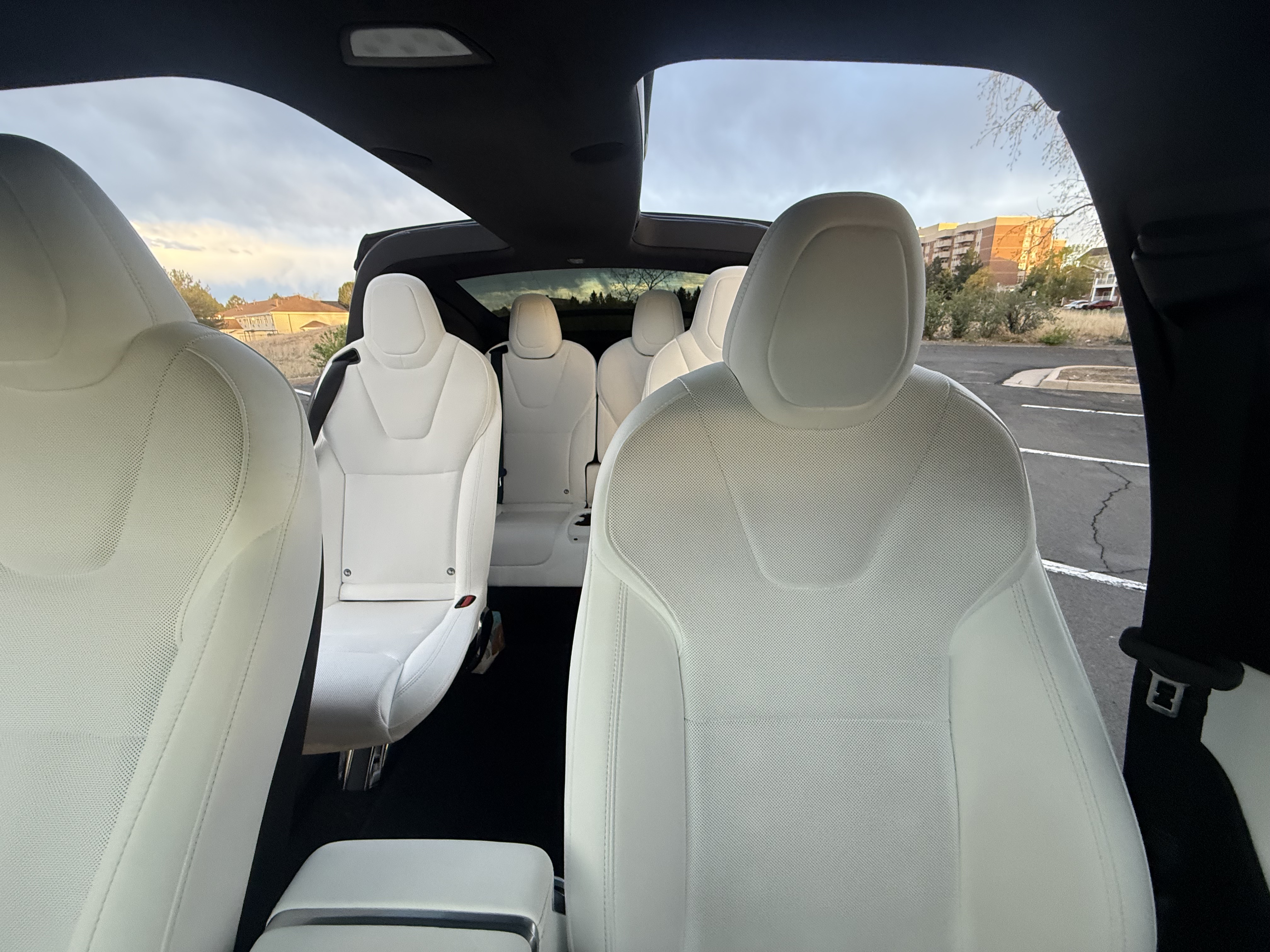 Used 2024 Tesla Model X AWD/4WD image 10