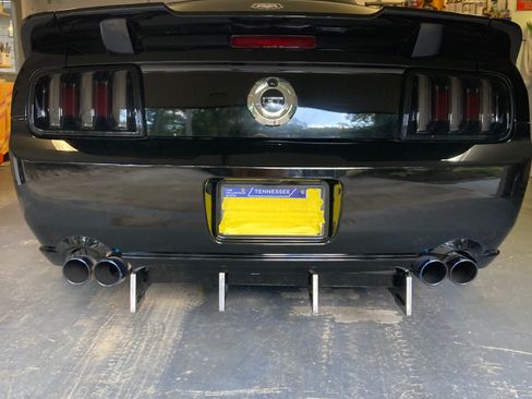 Used 2009 Ford Mustang GT Premium RWD image 4