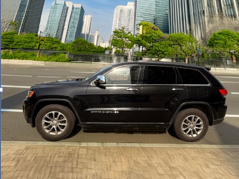 Used 2015 Jeep Grand Cherokee Limited image 4