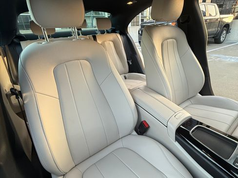 Used 2024 Mercedes-Benz CLA 250 4MATIC image 13