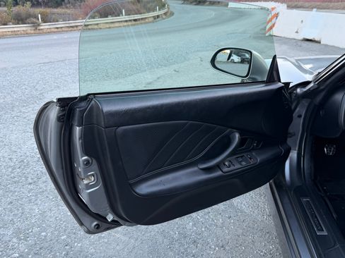 Used 2000 Honda S2000 image 16