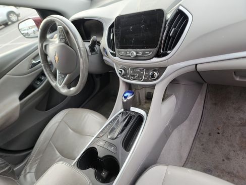 Used 2017 Chevrolet Volt LT w/ Comfort Package image 15