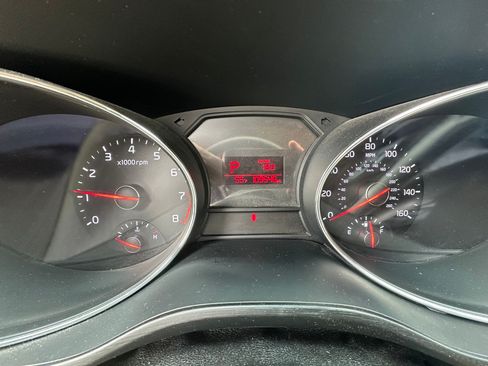 Used 2016 Kia Sedona LX w/ LX Convenience Package image 15