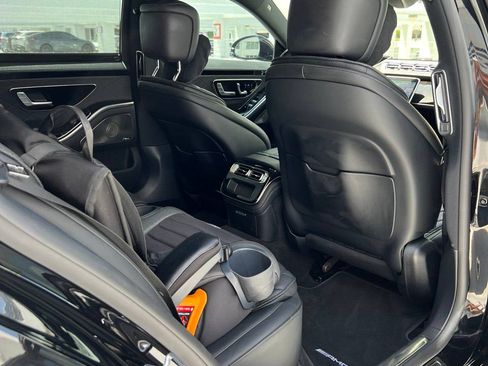 Used 2022 Mercedes-Benz S 500 S 500 4MATIC Sedan 4D image 6