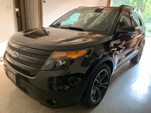 Used 2014 Ford Explorer Sport w/ Equipment Group 401A AWD/4WD image 10