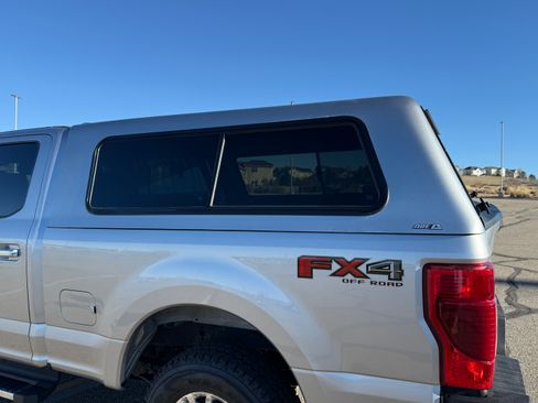 Used 2021 Ford F250 XLT w/ XLT Premium Package image 8