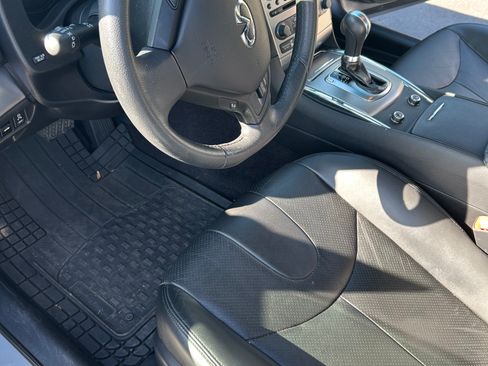 Used 2011 INFINITI G37 Journey w/ Premium Pkg image 15