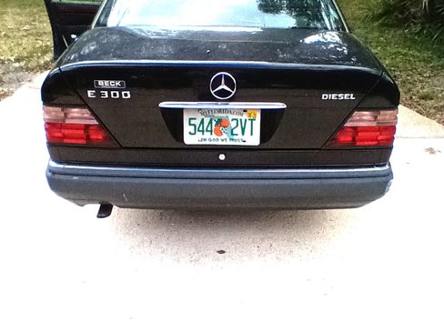 Used 1995 Mercedes-Benz E 300 Sedan image 4