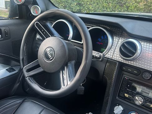 Used 2008 Ford Mustang GT Premium image 12