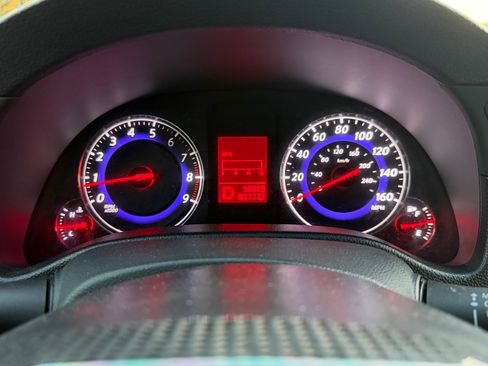 Used 2009 INFINITI G37 Journey w/ Premium Pkg image 13