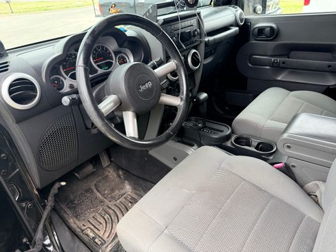 Used 2009 Jeep Wrangler Sahara w/ Trailer Tow Group image 15