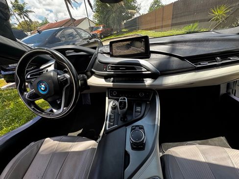 Used 2015 BMW i8 AWD/4WD image 4