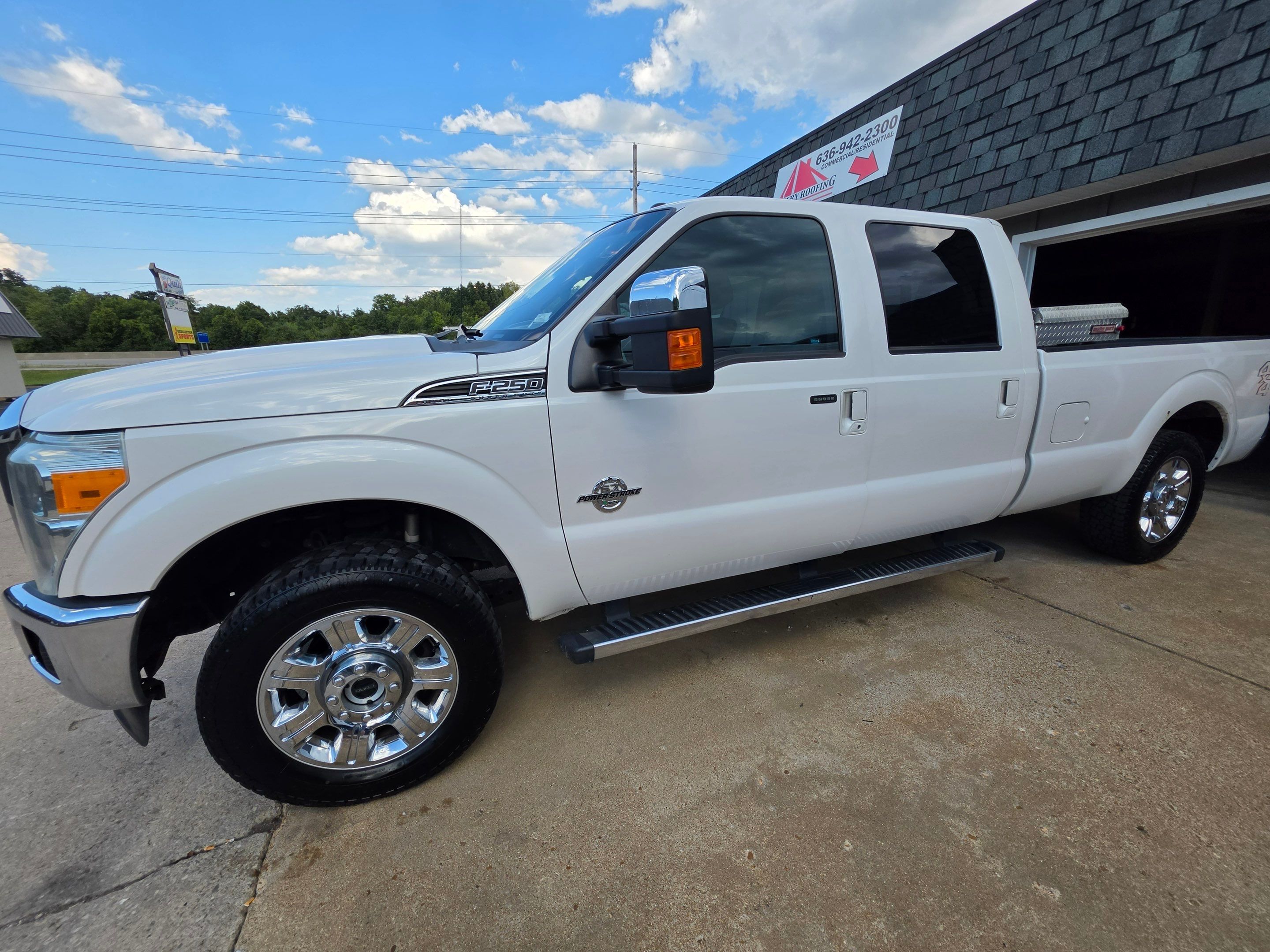 Used 2015 Ford F250 Lariat w/ Lariat Ultimate Package AWD/4WD image 1