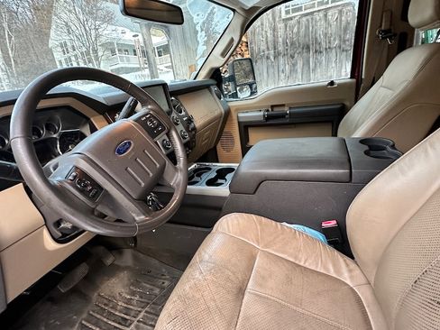 Used 2014 Ford F350 Lariat w/ Lariat Ultimate Package image 5