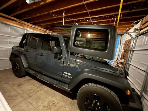 Used 2017 Jeep Wrangler Unlimited Sport w/ Quick Order Package 24S image 10