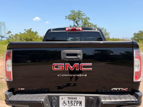 Used 2022 GMC Canyon AT4 w/ Trailering Package AWD/4WD image 21