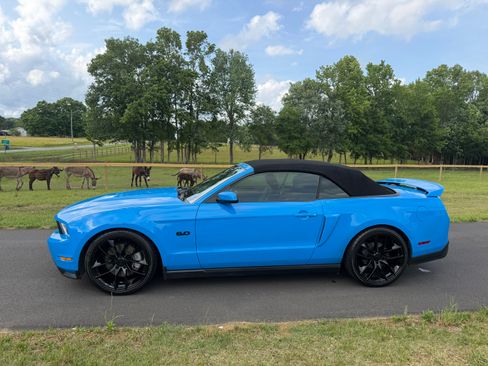 Used 2011 Ford Mustang GT Premium w/ Brembo Brake Pkg RWD image 1