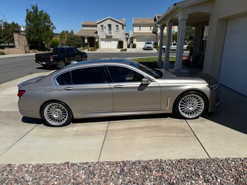 Used 2020 BMW ALPINA B7 xDrive w/ Luxury Rear Seating Package AWD/4WD image 18