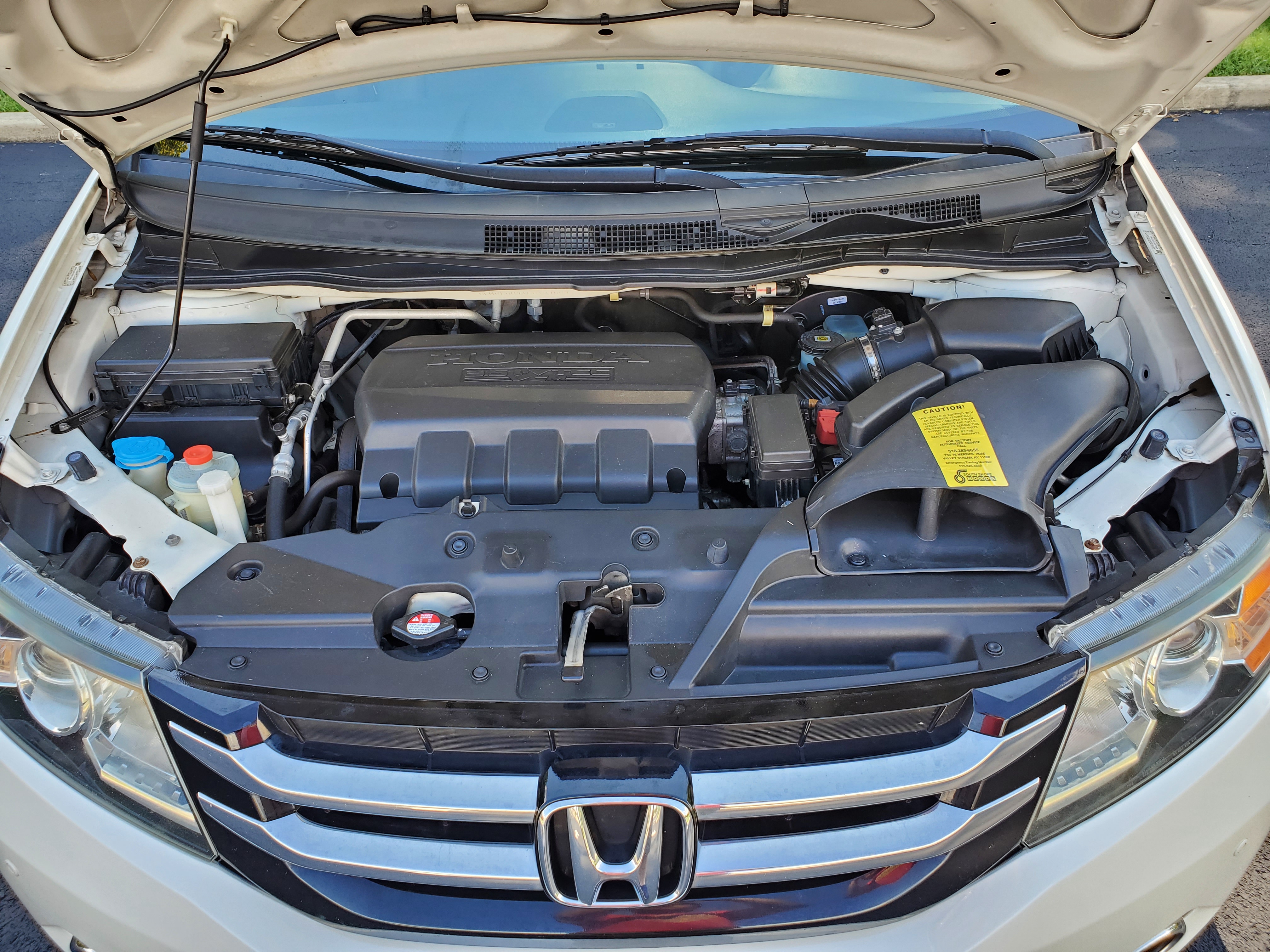 Used 2014 Honda Odyssey Touring image 11