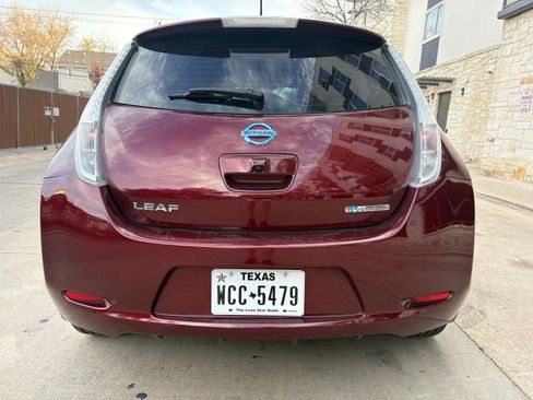 Used 2016 Nissan Leaf SL image 5