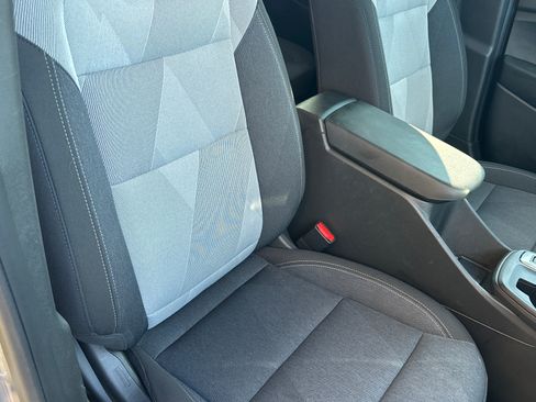 Used 2024 Chevrolet Trax LS w/ LS Convenience Package image 13