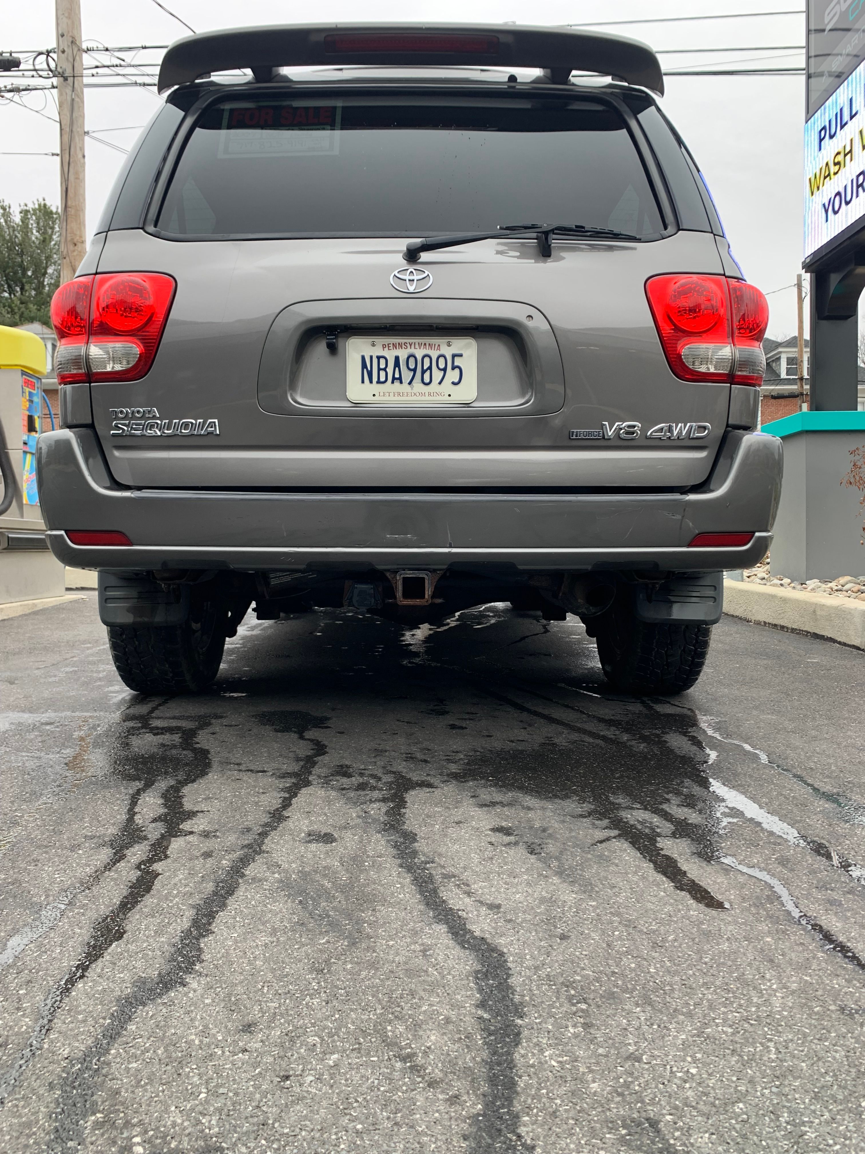 Used 2007 Toyota Sequoia Limited w/ Luxury Pkg AWD/4WD image 8