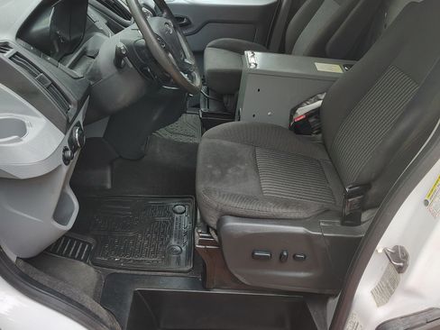 Used 2016 Ford Transit 250 130 Low Roof image 9