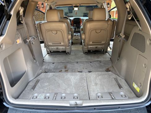 Used 2008 Toyota Sienna FWD image 12