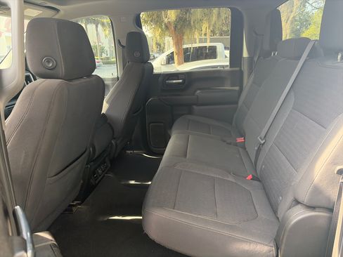 Used 2022 Chevrolet Silverado 2500 LT w/ Convenience Package image 16