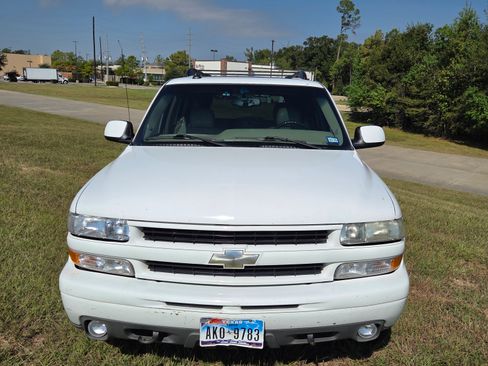 Used 2003 Chevrolet Tahoe Z71 image 9
