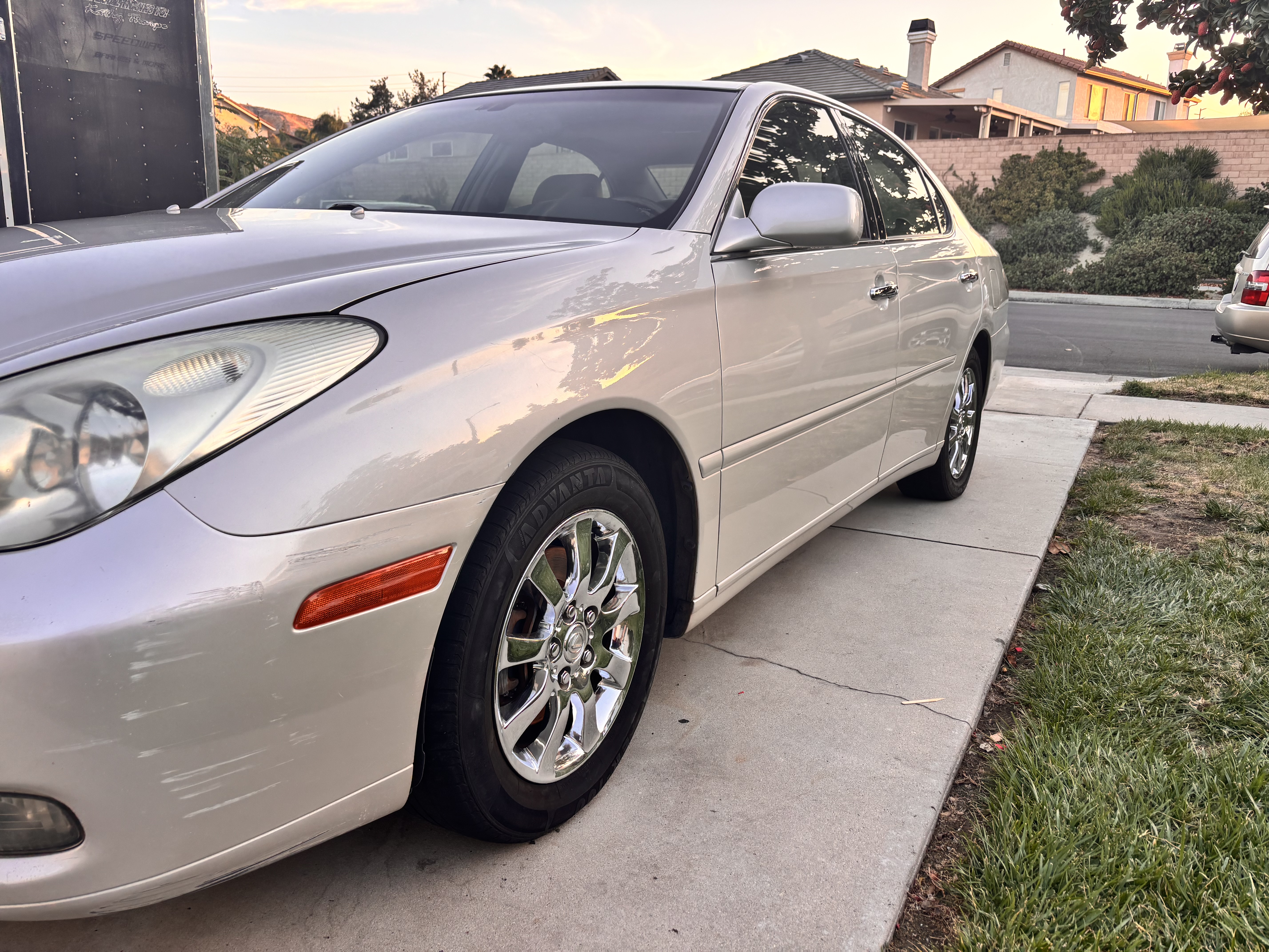 Used 2004 Lexus ES 330 FWD image 5